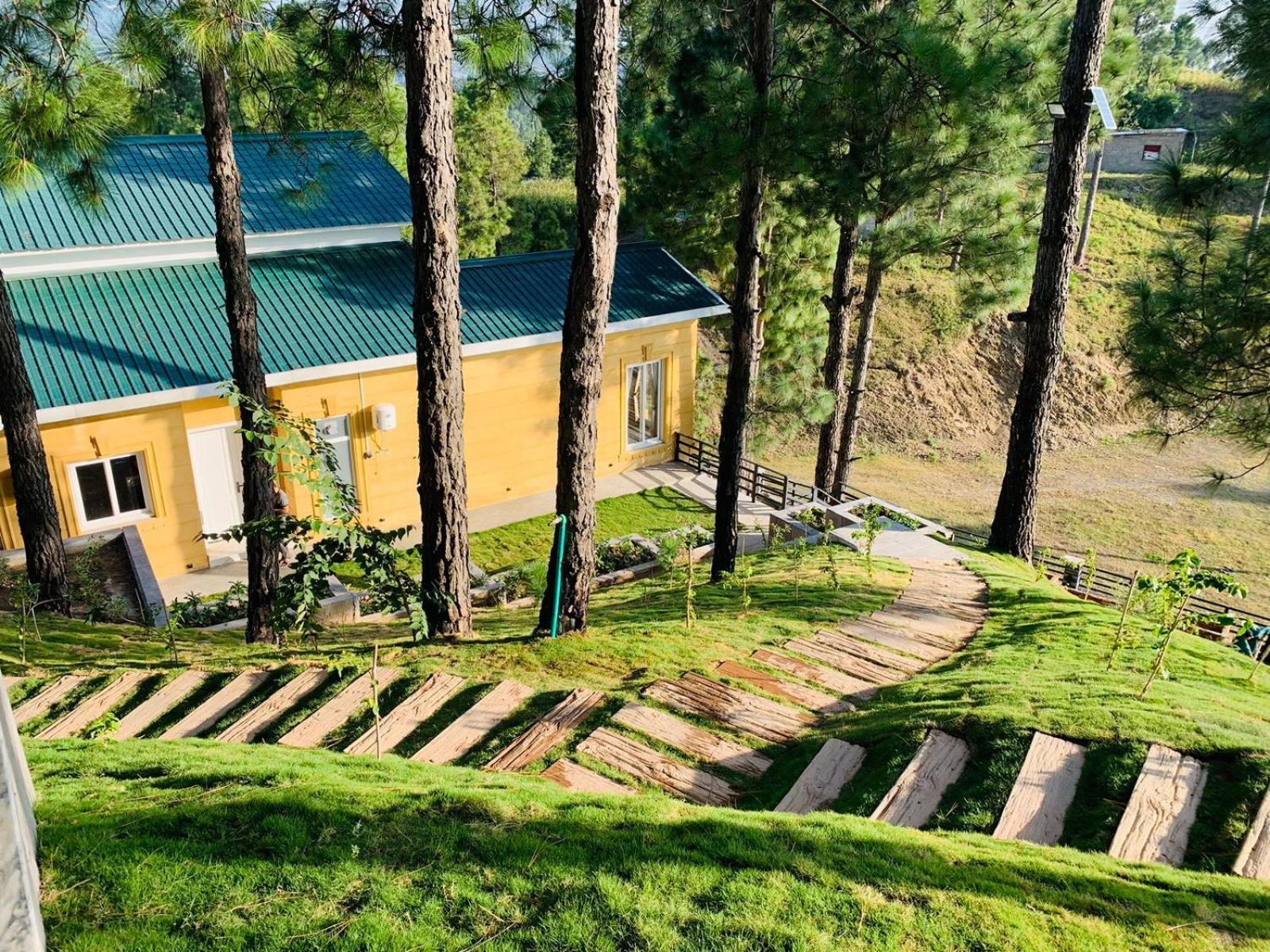 Hidden Hills Hotel & Resort Mansehra Екстериор снимка