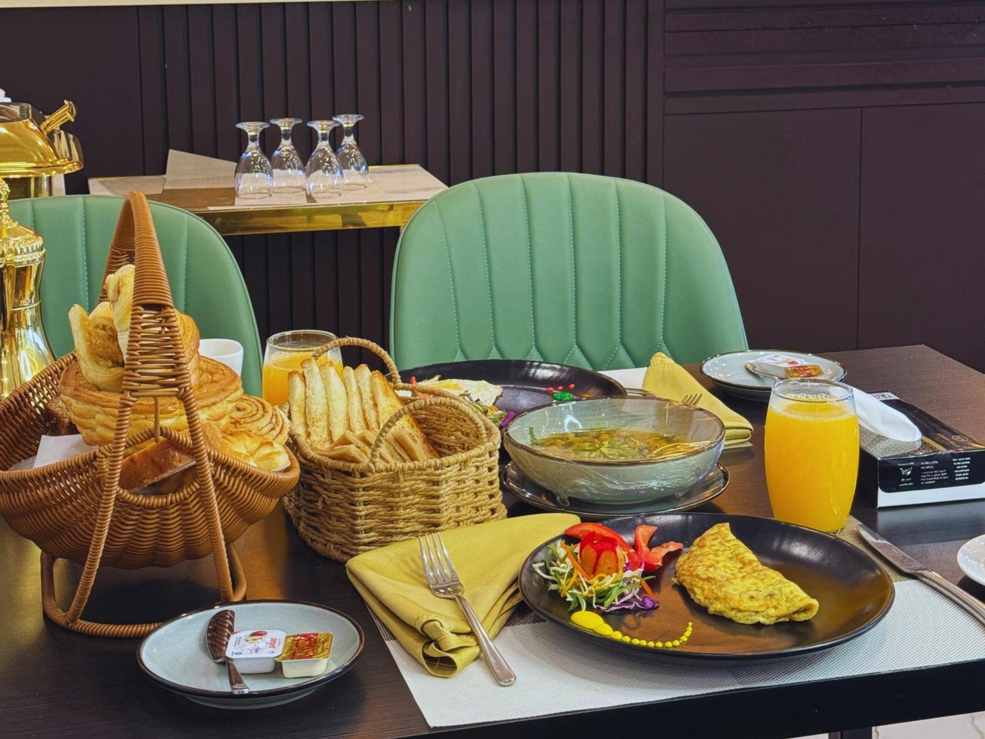 Hidden Hills Hotel & Resort Mansehra Екстериор снимка