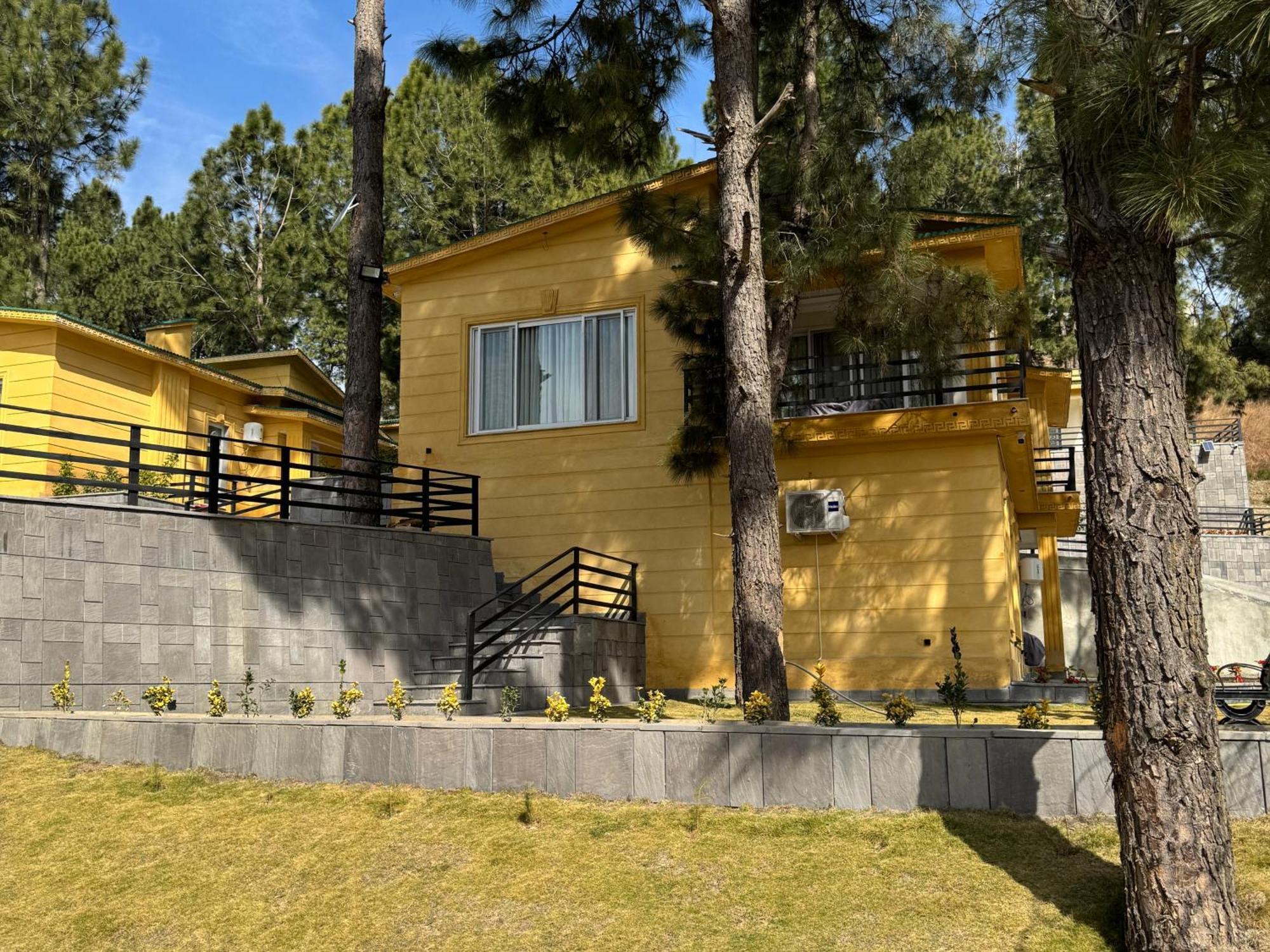 Hidden Hills Hotel & Resort Mansehra Екстериор снимка